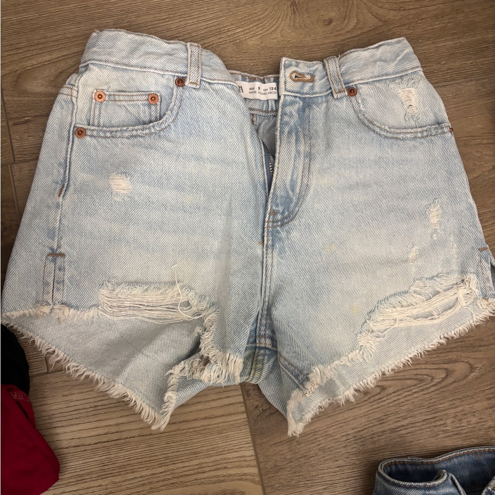 Zara girls light  Blue Frayed Denim Shorts